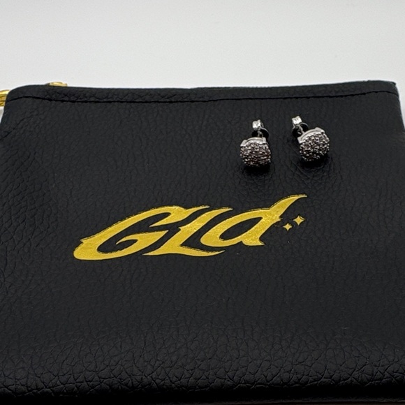 GLD Men’s 8mm round pave stud earrings-White Gold - Picture 1 of 3